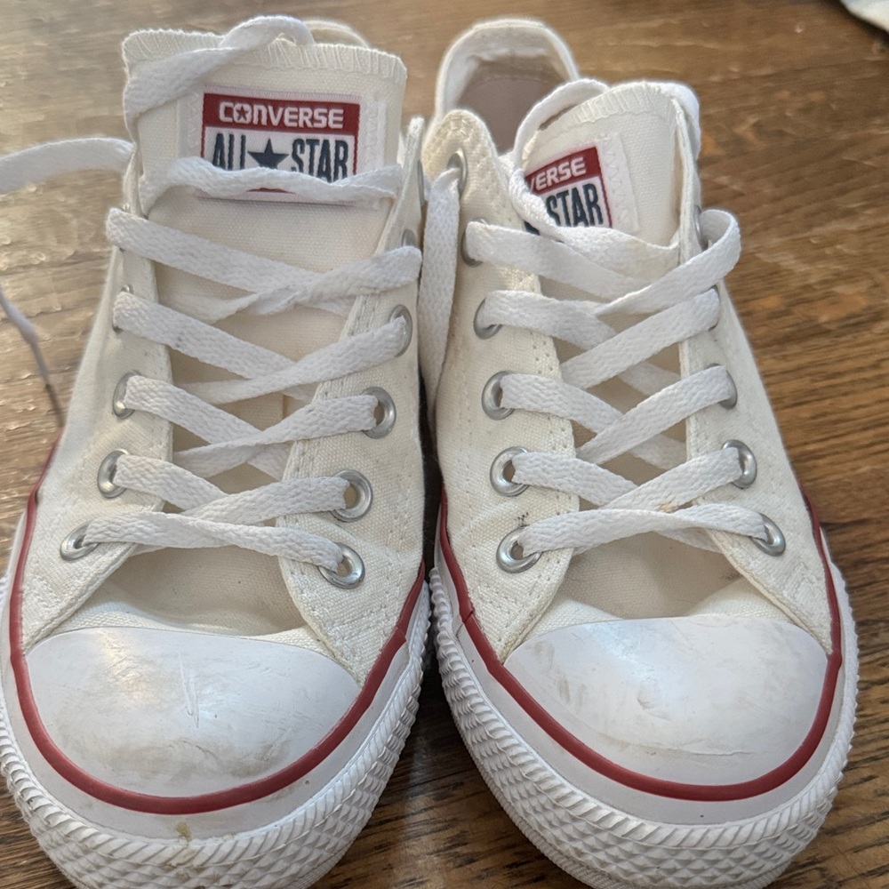 Converse Women’s Cream Sneakers with Red Accents